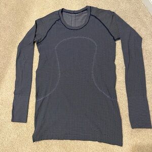lululemon Swiftly Long Sleeve Tee, Size 10, Navy & White Stripes